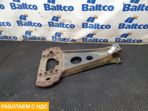 Кронштейн реактивной тяги