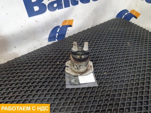 Выключатель аккумулятора