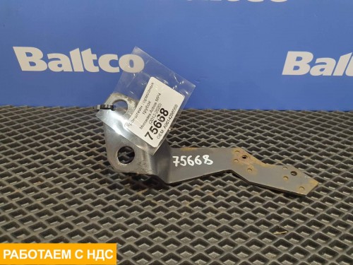 Кронштейн тормозных трубок